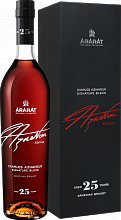 Коньяк ARARAT Charles Aznavour Signature Blend 25 y.o. (gift box)
